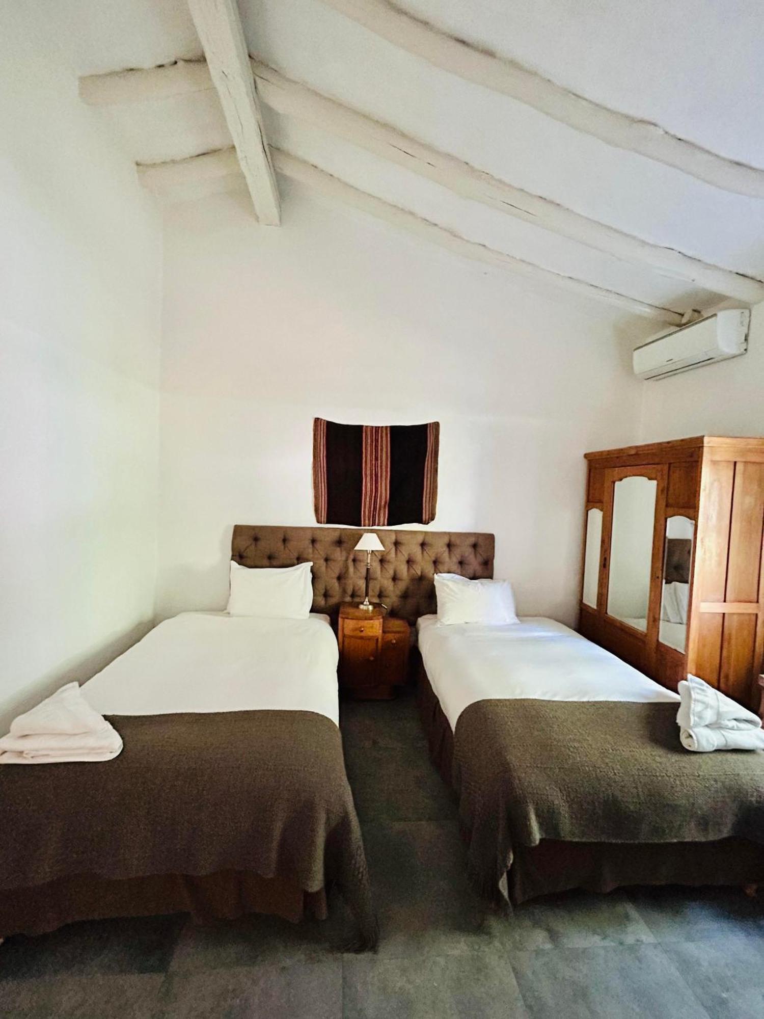 Postales Boutique Winery Hotel - Valle De Uco Колония-лас-Росас Экстерьер фото
