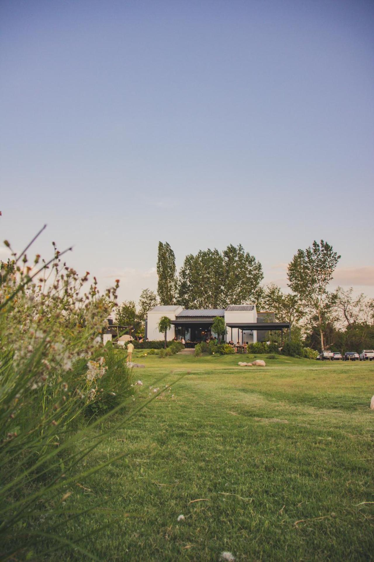 Postales Boutique Winery Hotel - Valle De Uco Колония-лас-Росас Экстерьер фото