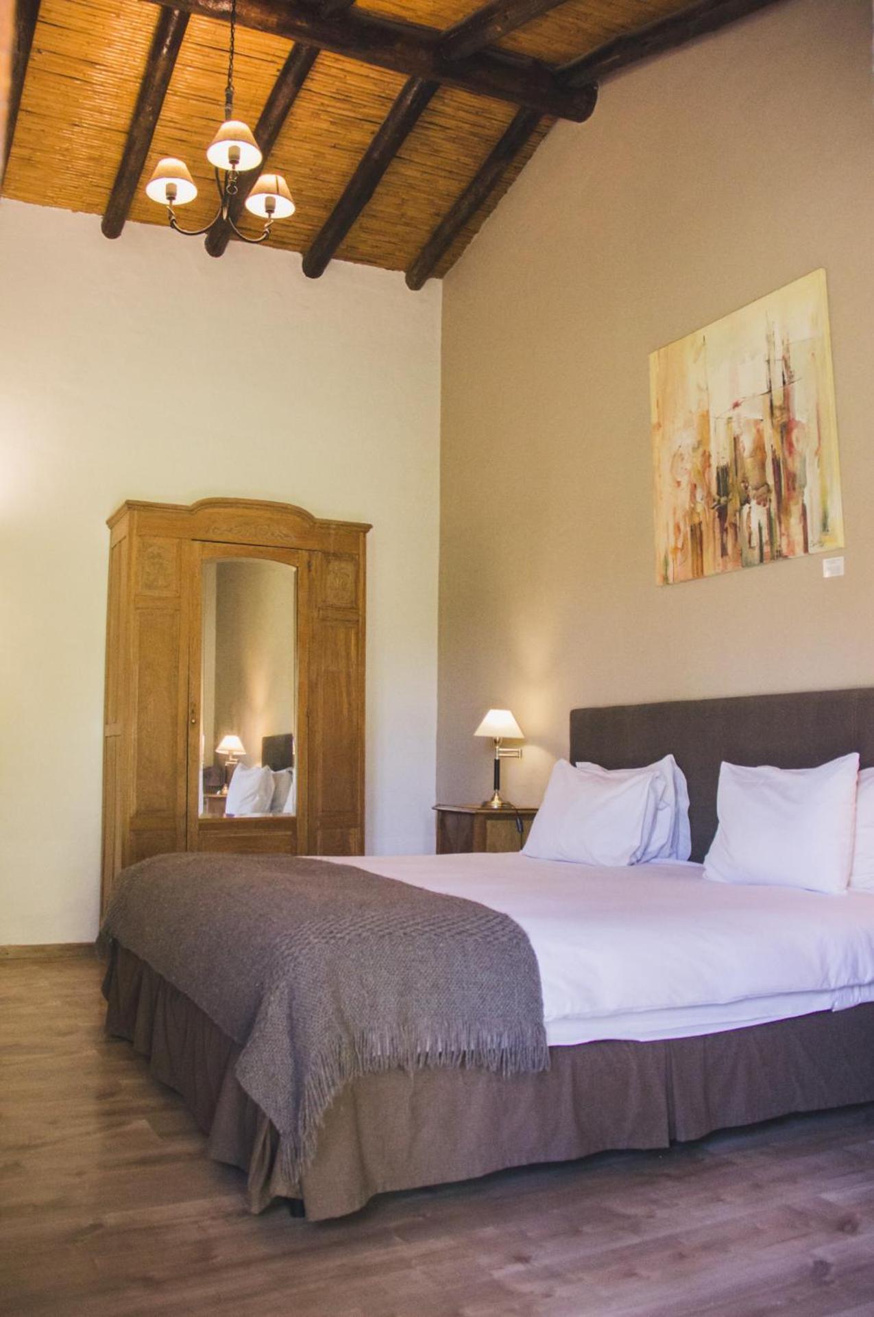 Postales Boutique Winery Hotel - Valle De Uco Колония-лас-Росас Экстерьер фото