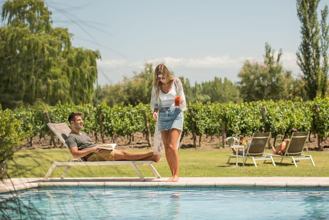 Postales Boutique Winery Hotel - Valle De Uco Колония-лас-Росас Экстерьер фото