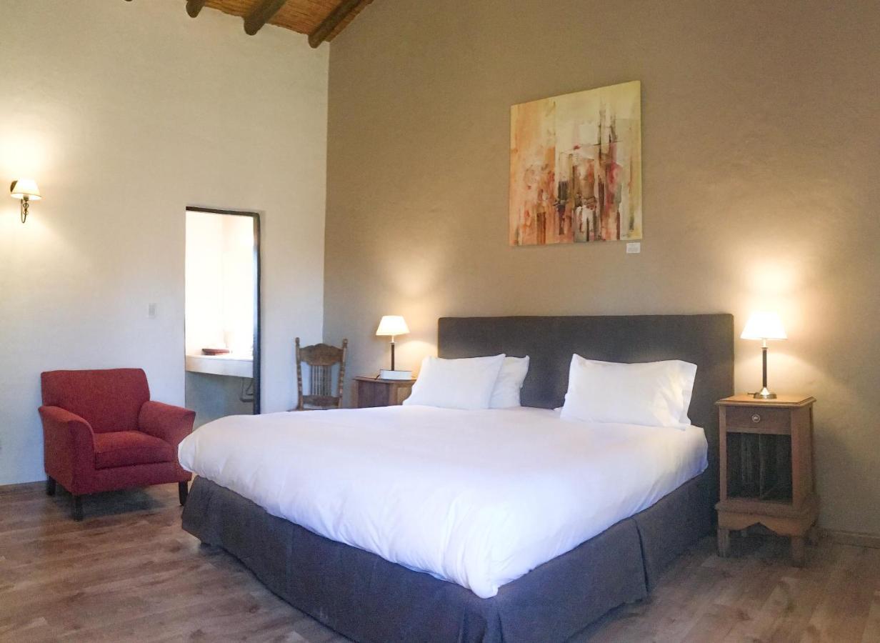 Postales Boutique Winery Hotel - Valle De Uco Колония-лас-Росас Экстерьер фото